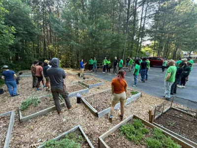 Our volunteers were ready to learn how to become master planters!